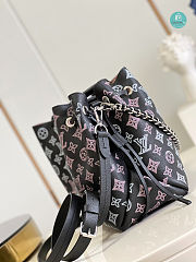 Louis Vuitton Bella Bucket Bag Size 32x23x13cm - 4