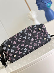 Louis Vuitton Bella Bucket Bag Size 32x23x13cm - 3