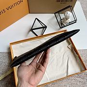 Louis Vuitton Daily Pouch Monogram Empreinte Leather 29.5 x 21 x 1 cm - 6