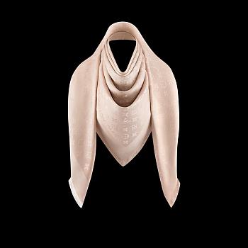 Louis Vuitton Monogram Classic Shawl In Ecru
