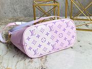 Louis Vuitton Marshmallow Hobo Bag In Sunrise Pastel Size 24x22x13cm - 3