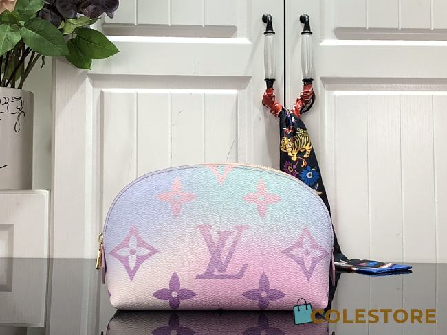 Louis Vuitton Pochette Cosmetique Bag 19 x 12 x 6 cm - 1