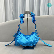 Colestore Balenciaga Le Cagole Shoulder Bag In Blue 26x16x9.9 cm - 6