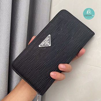 Prada Long Wallet In Black Leather 20x10x2 cm