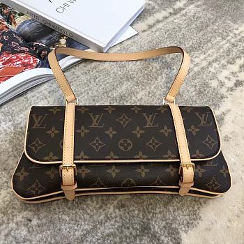 Louis Vuitton Outlet Vintage 31 × 4 × 16 cm