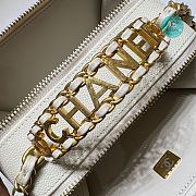 Chanel Small Vanity Case White Caviar 17.5x13x7.5cm - 6