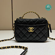 Chanel Small Vanity Case Black Caviar 17.5x13x7.5cm - 1