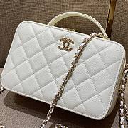 Chanel Vanity Case 22P In White Caviar 19x12x6cm  - 6