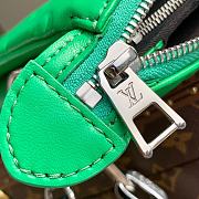 Louis Vuitton Coussin PM Bag In Green Size 26 x 20 x 12 cm - 2