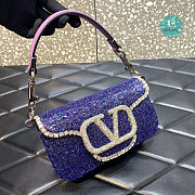 Valentino Garavani Locò Crystals Small Shoulder Bag In Lilac 20x11x5 cm - 6