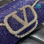 Valentino Garavani Locò Crystals Small Shoulder Bag In Lilac 20x11x5 cm - 3