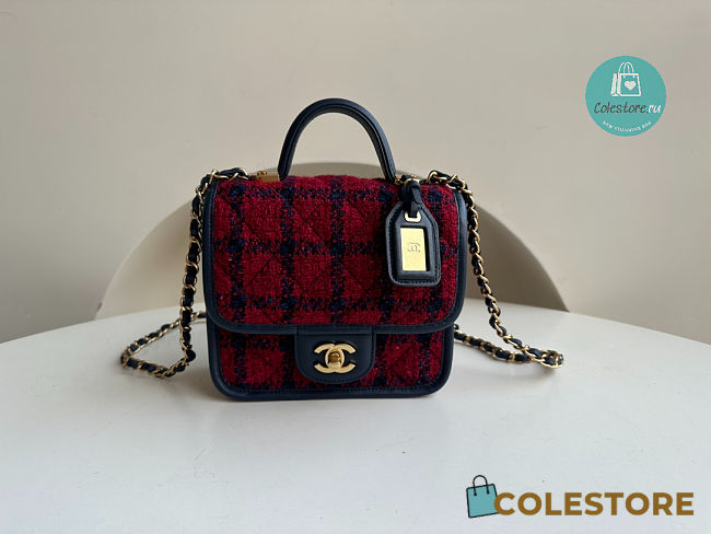 Chanel 22K Wool Tweed In Red 17x20.5x6cm - 1