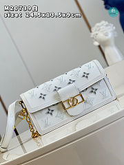Louis Vuitton Dauphine East West Handbag White 24.5 x 13.5 x 9 cm - 4