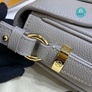 Louis Vuitton Pont 9 Soft PM Grained Calfskin Leather Gris 21 x 15 x 6.5 cm - 3