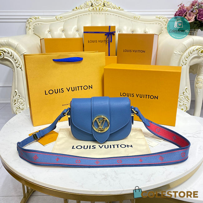 Louis Vuitton Pont 9 Soft PM Grained Calfskin Leather Blue 21 x 15 x 6.5 cm - 1