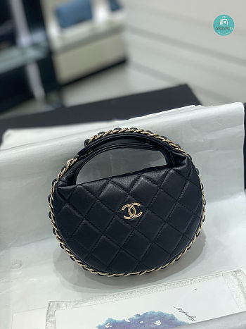 Chanel 23C Hula Hoop Bag Dumpling Bag 16x16x5.5cm