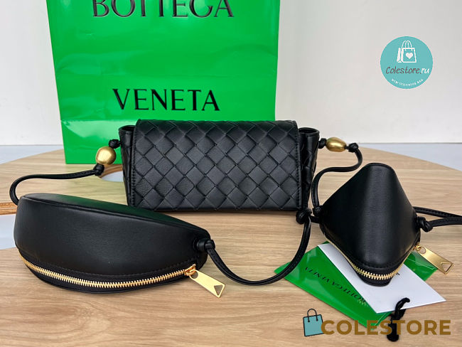 Bottega Veneta Intrecciato Multi Pouch Crossbody Bag In Black 18x9x8 cm - 1