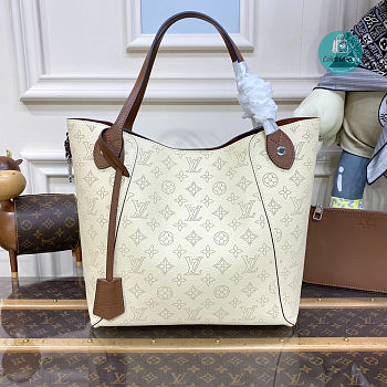 Louis Vuitton Hina MM Mahina Leather Handbag In Cream 46x29.5x17cm