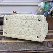 Louis Vuitton Hina MM Mahina Leather Handbag In Cream 46x29.5x17cm - 4