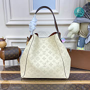 Louis Vuitton Hina MM Mahina Leather Handbag In Cream 46x29.5x17cm - 3