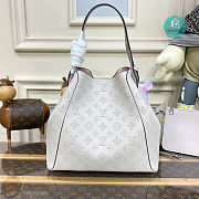 Louis Vuitton Hina MM Mahina Leather Handbag In White 46x29.5x17cm - 4