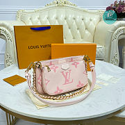 Louis Vuitton Multi Pochette Accessoires Crossbody Bag In Pink 25 x 14.5 x 4.5 cm - 4