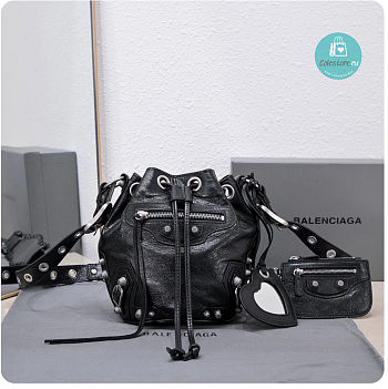 Colestore Balenciaga XS Le Cagole Bucket Bag In Black 15x20x18cm
