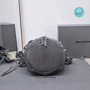 Colestore Balenciaga XS Le Cagole Bucket Bag In Grey 15x20x18cm - 4