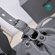 Colestore Balenciaga XS Le Cagole Bucket Bag In Light Grey 15x20x18cm - 4