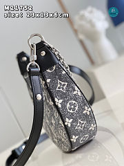 Louis Vuitton Denim Monogram Loop Shoulder Bag 23 x 13 x 6 cm - 5