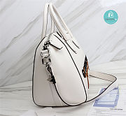 Givenchy Signature Antigona Bag In White 33x20x28cm - 5