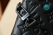 Louis Vuitton Pochette To-Go G65 30.0 x 21.5 x 1.0 cm - 5