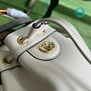 Gucci Diana Mini Bucket Bag In White 19x30.5x6 cm - 2