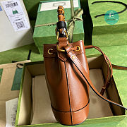 Gucci Diana Mini Bucket Bag In Brown 19x30.5x6 cm - 3