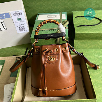 Gucci Diana Mini Bucket Bag In Brown 19x30.5x6 cm