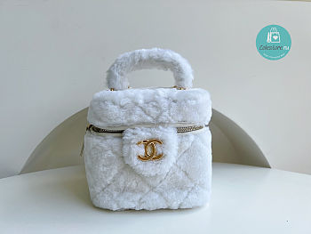 Chanel Small Vanity Case Shearling White 21x17x17cm