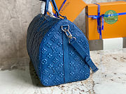 Louis Vuitton Keepall BANDOULIèRE 50 In Blue size 50 x 29 x 23 cm - 2