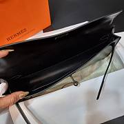 Hermès Kelly Cut So Black Hardware Rare 13x31x2cm - 2