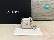 Chanel 22S CoCo Mini Vanity White Enamel Buckle 12 cm - 1