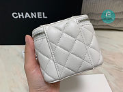 Chanel 22S CoCo Mini Vanity White Enamel Buckle 12 cm - 2