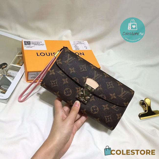 Louis Vuitton Women's Clutch Wallet Monogram 21x11x3 cm. - 1