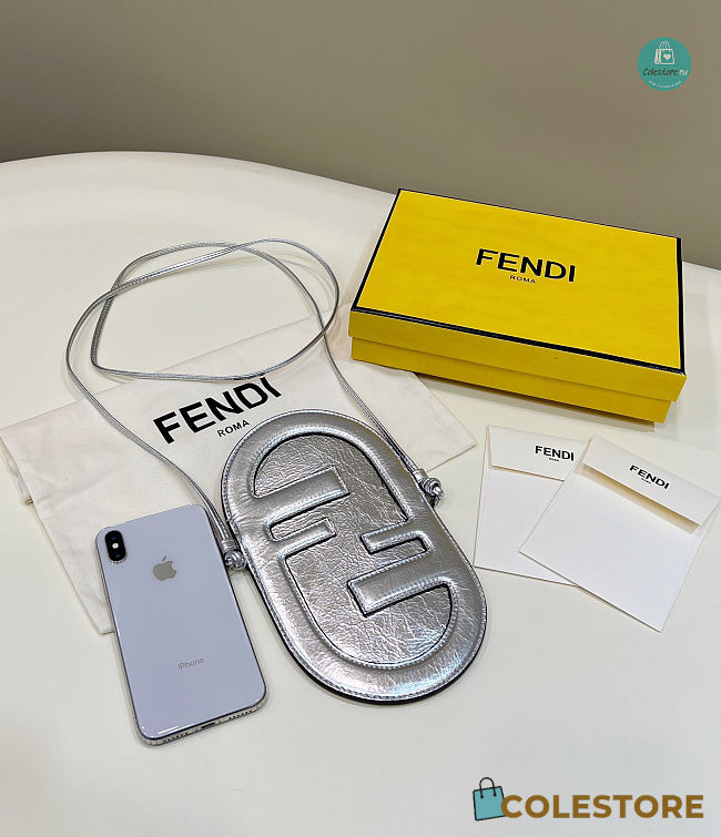 Fedi O’Lock Mini Camera Case Silver Laminated Leather 22×1×13.5cm - 1
