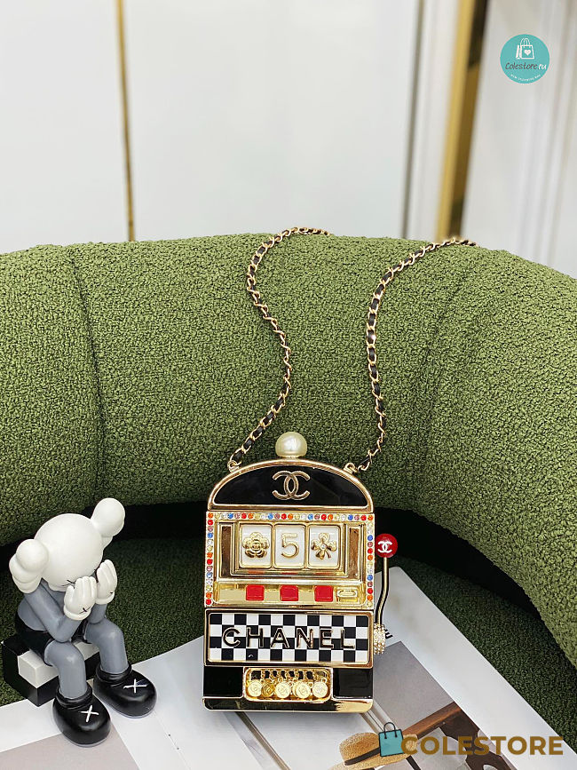 Chanel Slot Machine Minaudiere Resin, Strass, Imitation Pearl Black 9x16x4  - 1