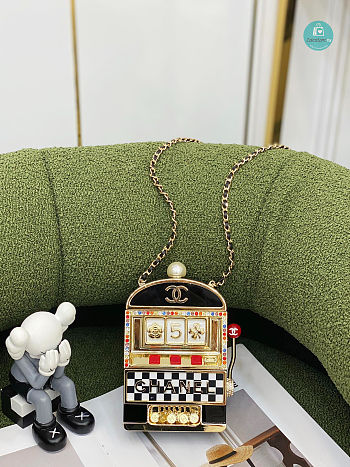 Chanel Slot Machine Minaudiere Resin, Strass, Imitation Pearl Black 9x16x4 