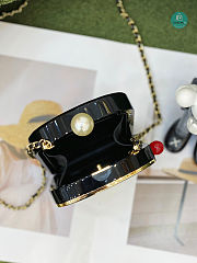 Chanel Slot Machine Minaudiere Resin, Strass, Imitation Pearl Black 9x16x4  - 6