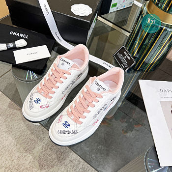 Chanel 22 Sneaker In Pink 