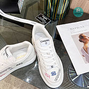 Chanel 22 Sneaker In White - 2