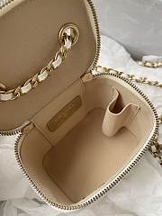 Chanel Classic White Box With Chain 8.5x11x7cm  - 3