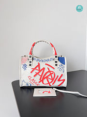 Colestore Balenciaga Agneau Graffiti Shoulder Bag Large White 30x10x20cm - 3