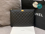 Chanel Classic Clutch In Carviar 28 x 20 x 2 cm - 1